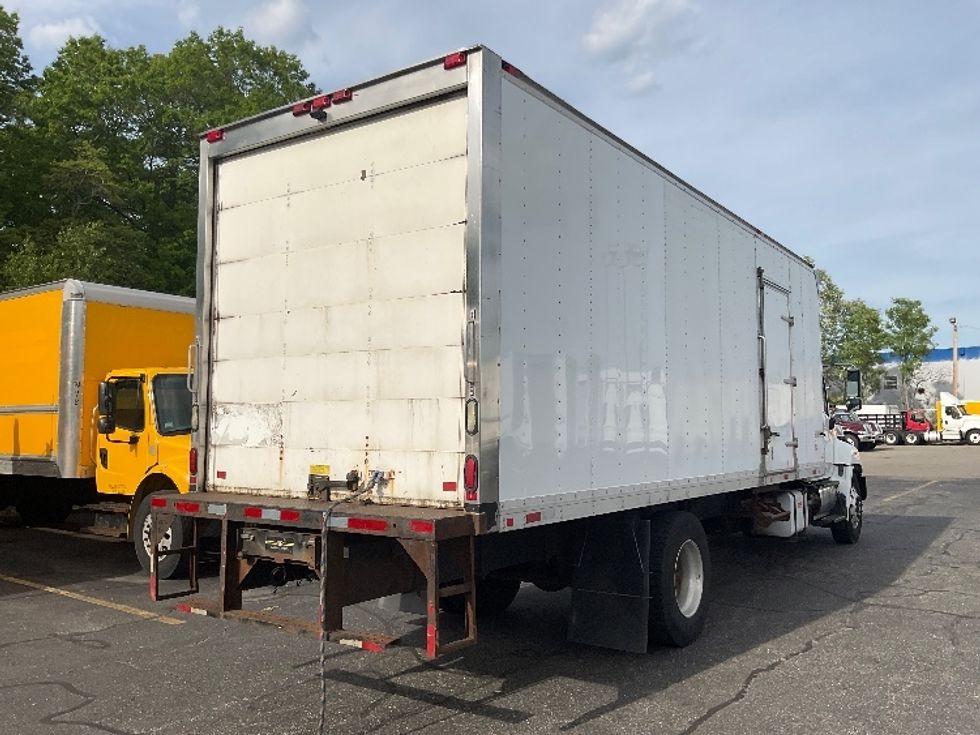 Medium Duty Box Truck-Light and Medium Duty Trucks-Hino-2016-338-Braintree-MA-244,444\n\t\tmiles-$ 27,750 - Image 13