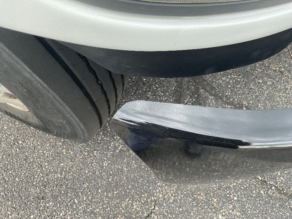 Medium Duty Box Truck-Light and Medium Duty Trucks-Hino-2016-338-Braintree-MA-244,444\n\t\tmiles-$ 27,750 - Image 29