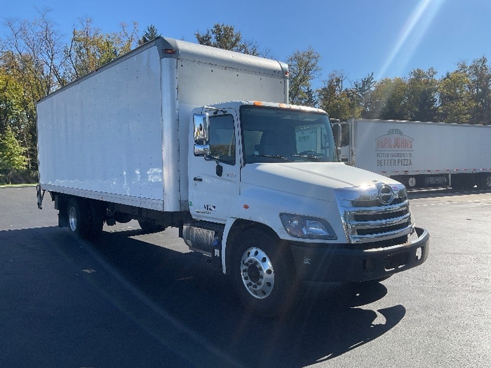 Medium Duty Box Truck-Light and Medium Duty Trucks-Hino-2016-338-Dayton-NJ-371,235\n\t\tmiles-$ 19,000 - Image 1