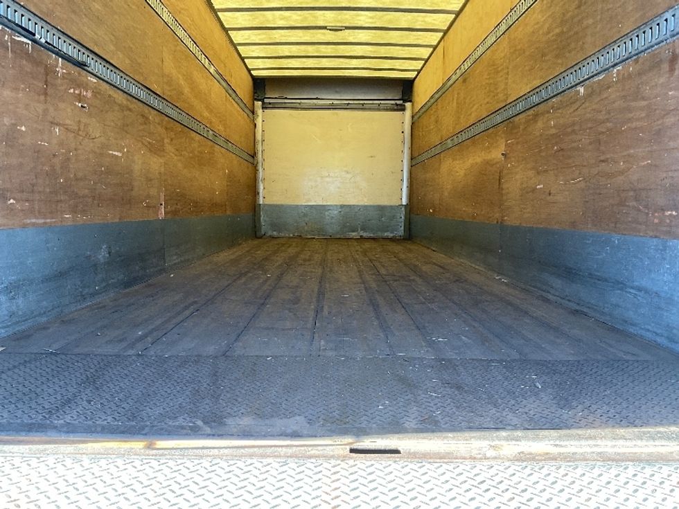 Medium Duty Box Truck-Light and Medium Duty Trucks-Hino-2016-338-Dayton-NJ-371,235\n\t\tmiles-$ 19,000 - Image 10