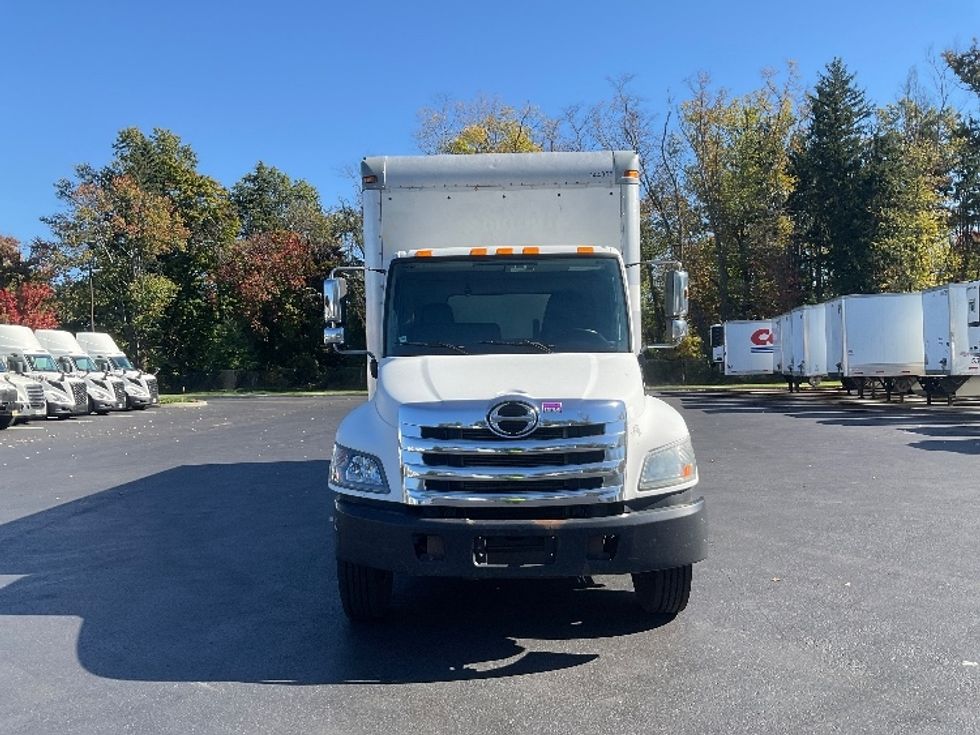 Medium Duty Box Truck-Light and Medium Duty Trucks-Hino-2016-338-Dayton-NJ-371,235\n\t\tmiles-$ 19,000 - Image 2