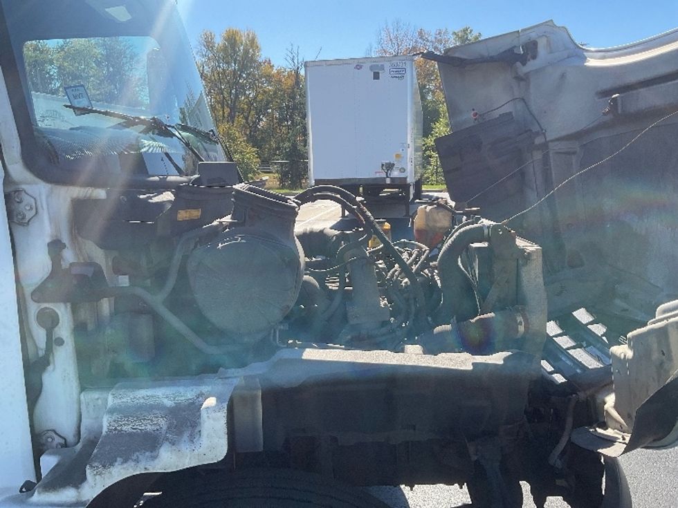 Medium Duty Box Truck-Light and Medium Duty Trucks-Hino-2016-338-Dayton-NJ-371,235\n\t\tmiles-$ 19,000 - Image 23