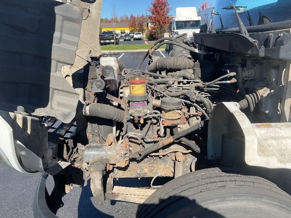 Medium Duty Box Truck-Light and Medium Duty Trucks-Hino-2016-338-Dayton-NJ-371,235\n\t\tmiles-$ 19,000 - Image 24