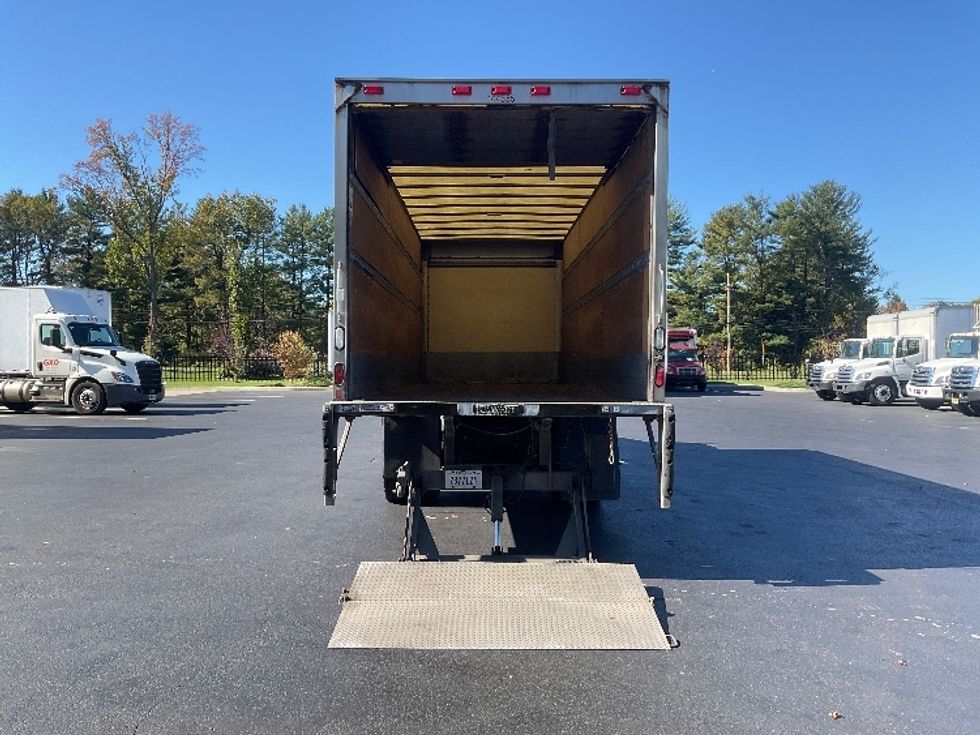 Medium Duty Box Truck-Light and Medium Duty Trucks-Hino-2016-338-Dayton-NJ-371,235\n\t\tmiles-$ 19,000 - Image 9