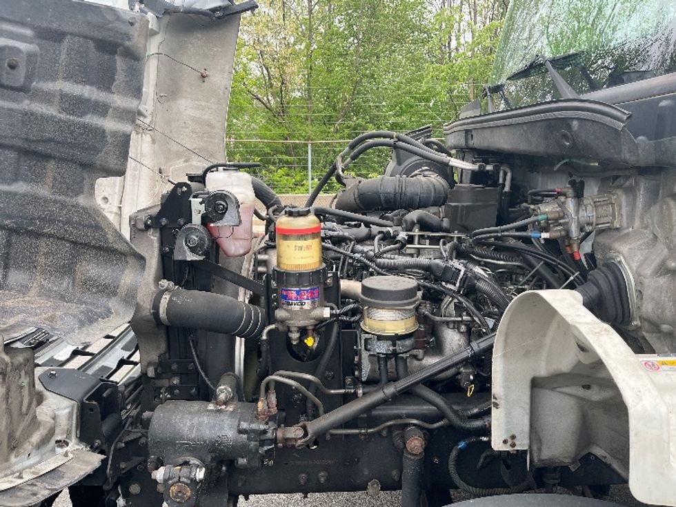 Medium Duty Box Truck-Light and Medium Duty Trucks-Hino-2016-338-King Of Prussia-PA-96,303\n\t\tmiles-$ 43,000 - Image 24