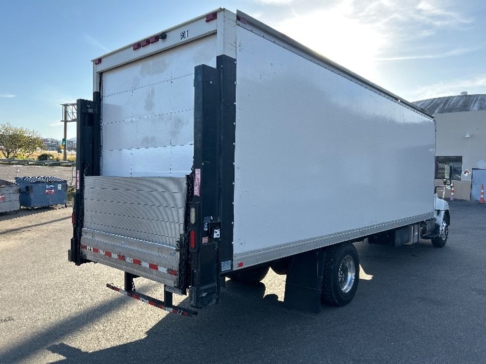 Medium Duty Box Truck-Light and Medium Duty Trucks-Hino-2016-338-San Diego-CA-103,140\n\t\tmiles-$ 45,500 - Image 13