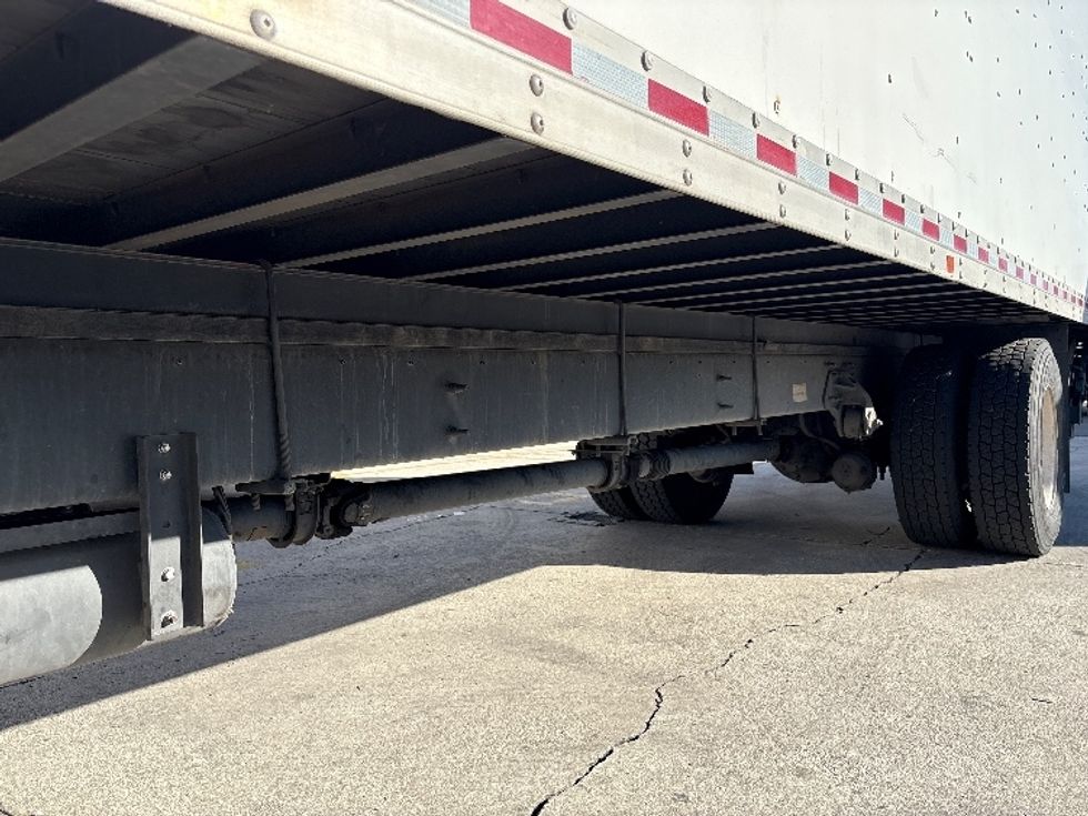 Medium Duty Box Truck-Light and Medium Duty Trucks-Hino-2016-338-Torrance-CA-209,615\n\t\tmiles-$ 31,250 - Image 5