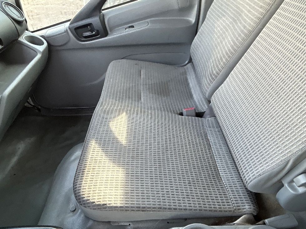 Medium Duty Box Truck-Light and Medium Duty Trucks-Hino-2017-195-Harahan-LA-185,251\n\t\tmiles-$ 15,000 - Image 19