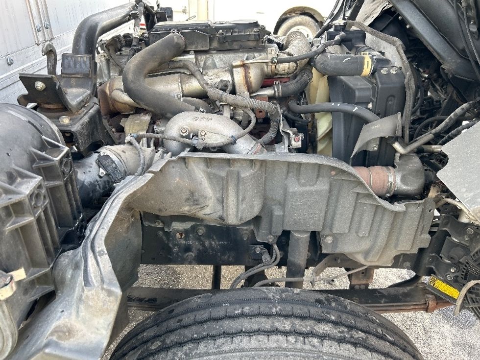 Medium Duty Box Truck-Light and Medium Duty Trucks-Hino-2017-195-Harahan-LA-185,251\n\t\tmiles-$ 15,000 - Image 22