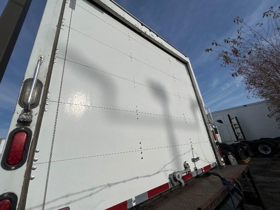 Medium Duty Box Truck-Light and Medium Duty Trucks-Hino-2017-195-Harahan-LA-185,251\n\t\tmiles-$ 15,000 - Image 6