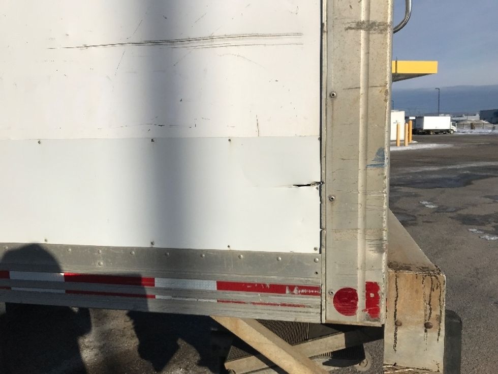 Medium Duty Box Truck-Light and Medium Duty Trucks-Hino-2017-195-Ste-Foy-PQ-295,522\n\t\tkm-$ 22,500 - Image 23