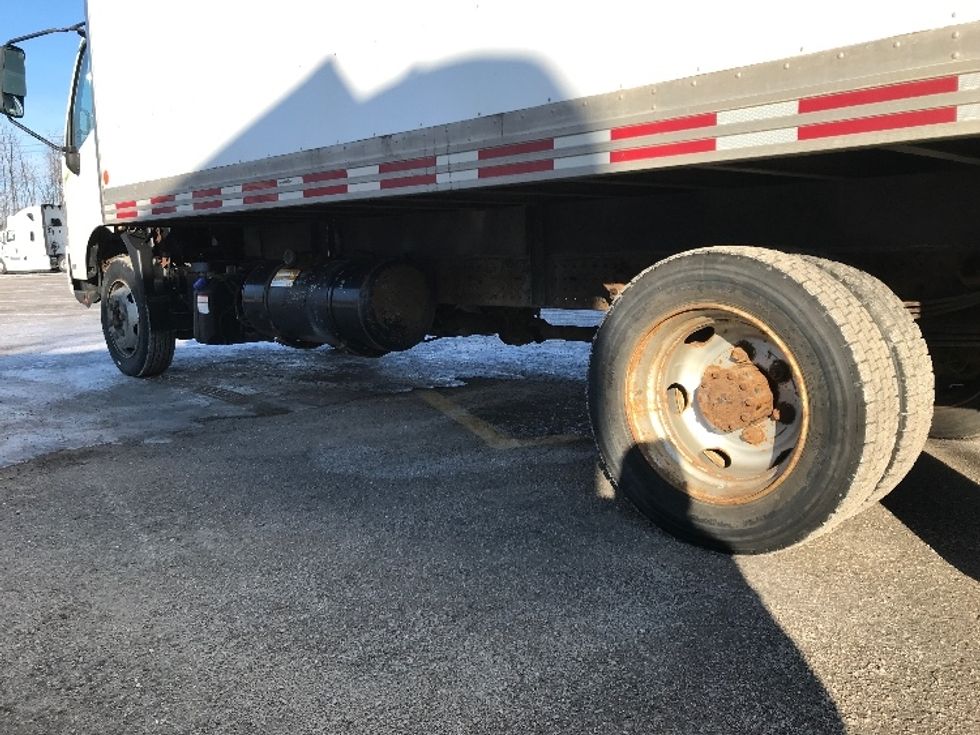 Medium Duty Box Truck-Light and Medium Duty Trucks-Hino-2017-195-Ste-Foy-PQ-295,522\n\t\tkm-$ 22,500 - Image 5