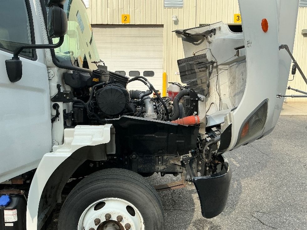 Medium Duty Box Truck-Light and Medium Duty Trucks-Hino-2017-258LP-Prince George-VA-87,410\n\t\tmiles-$ 42,750 - Image 23