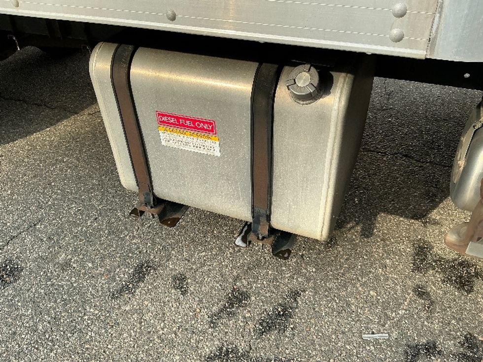 Medium Duty Box Truck-Light and Medium Duty Trucks-Hino-2017-258LP-Prince George-VA-87,410\n\t\tmiles-$ 42,750 - Image 26