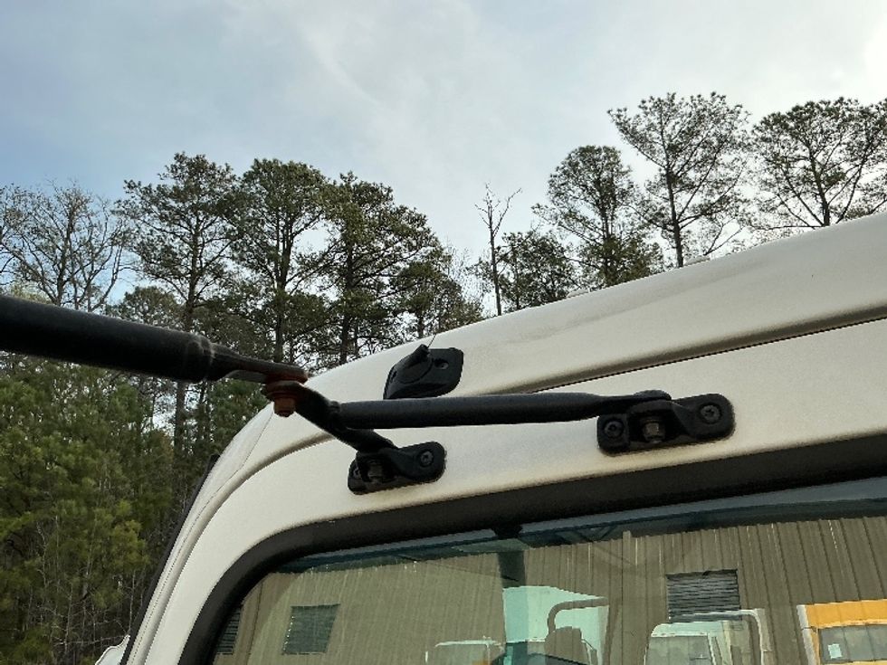 Medium Duty Box Truck-Light and Medium Duty Trucks-Hino-2017-258LP-Prince George-VA-87,410\n\t\tmiles-$ 42,750 - Image 31