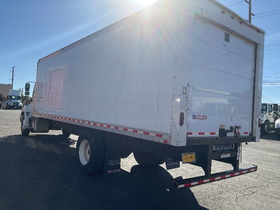 Medium Duty Box Truck-Light and Medium Duty Trucks-Hino-2017-268-Albuquerque-NM-163,418\n\t\tmiles-$ 43,000 - Image 6