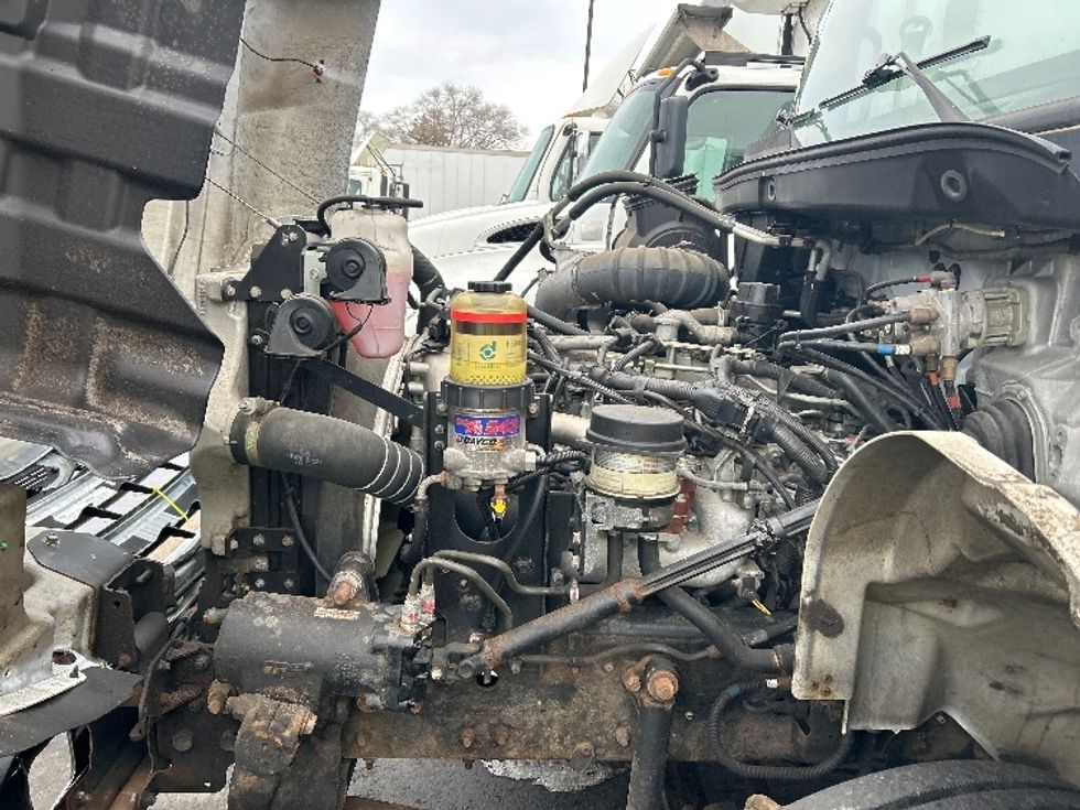 Medium Duty Box Truck-Light and Medium Duty Trucks-Hino-2017-268-Brooklyn Park-MN-44,278\n\t\tmiles-$ 47,750 - Image 23