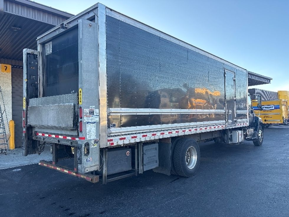 Medium Duty Box Truck-Light and Medium Duty Trucks-Hino-2017-268-Cranbury-NJ-420,057\n\t\tmiles-$ 19,250 - Image 13