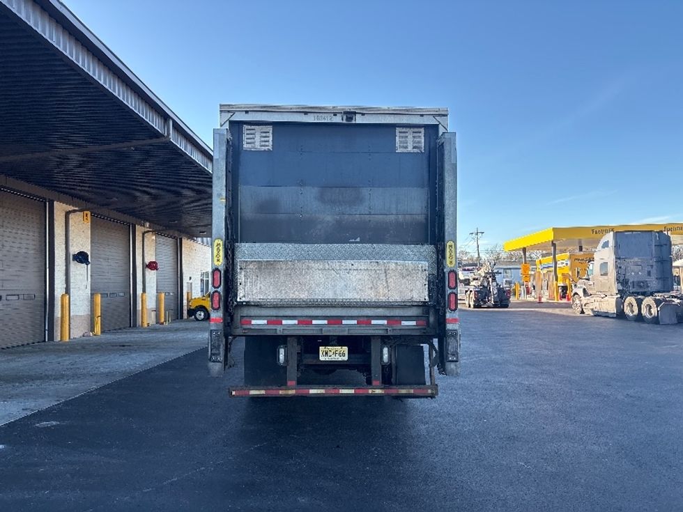 Medium Duty Box Truck-Light and Medium Duty Trucks-Hino-2017-268-Cranbury-NJ-420,057\n\t\tmiles-$ 19,250 - Image 7