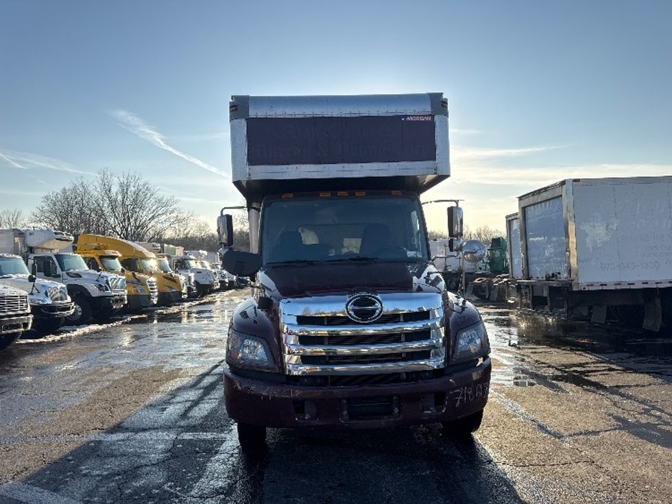 Medium Duty Box Truck-Light and Medium Duty Trucks-Hino-2017-268-Elmsford-NY-61,691\n\t\tmiles-$ 48,000 - Image 2