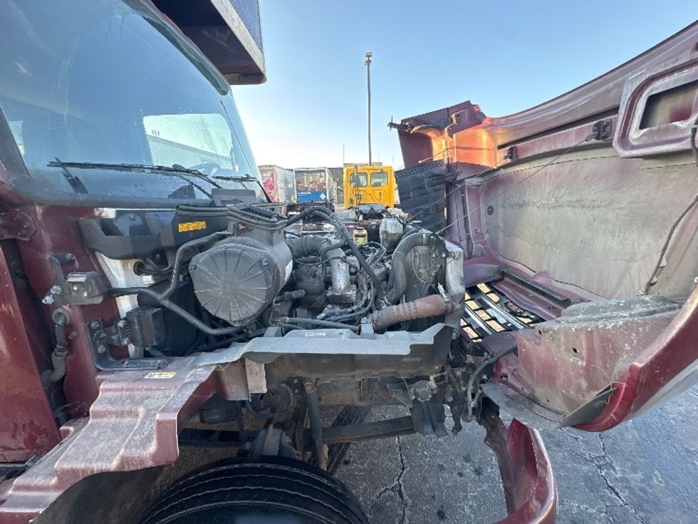 Medium Duty Box Truck-Light and Medium Duty Trucks-Hino-2017-268-Elmsford-NY-61,691\n\t\tmiles-$ 48,000 - Image 23