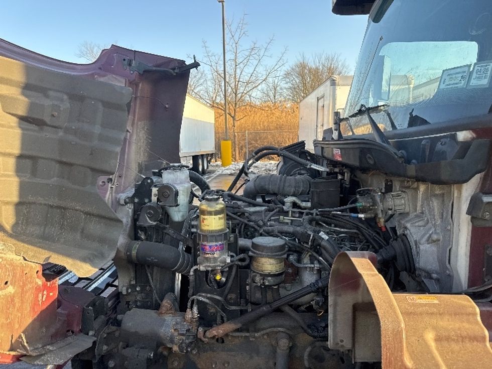 Medium Duty Box Truck-Light and Medium Duty Trucks-Hino-2017-268-Elmsford-NY-61,691\n\t\tmiles-$ 48,000 - Image 24