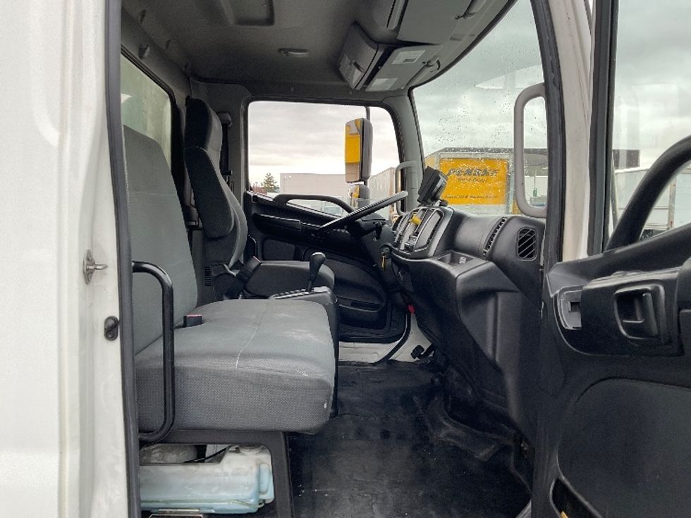 Medium Duty Box Truck-Light and Medium Duty Trucks-Hino-2017-268-Fontana-CA-217,261\n\t\tmiles-$ 43,000 - Image 22
