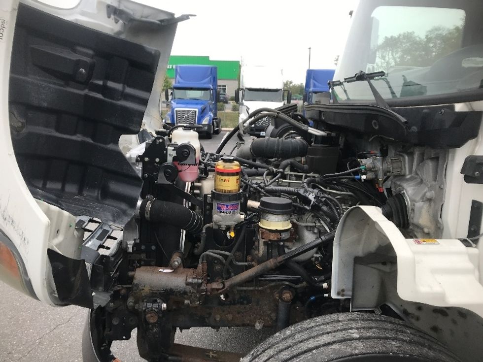 Medium Duty Box Truck-Light and Medium Duty Trucks-Hino-2017-268-Harrisburg-PA-101,655\n\t\tmiles-$ 44,750 - Image 24