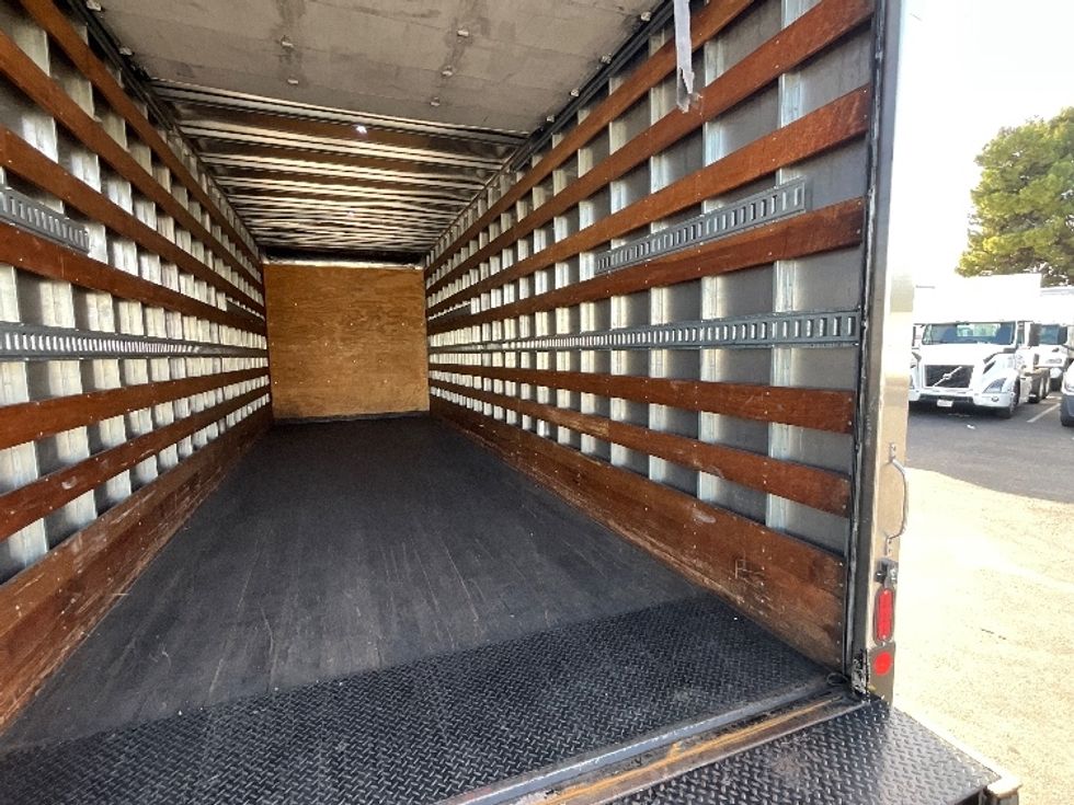 Medium Duty Box Truck-Light and Medium Duty Trucks-Hino-2017-268-Hayward-CA-87,886\n\t\tmiles-$ 52,750 - Image 12