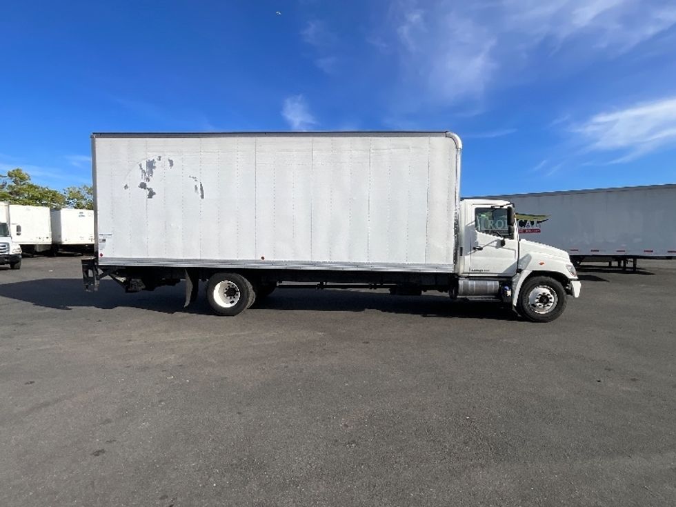 Medium Duty Box Truck-Light and Medium Duty Trucks-Hino-2017-268-Hayward-CA-87,886\n\t\tmiles-$ 52,750 - Image 15