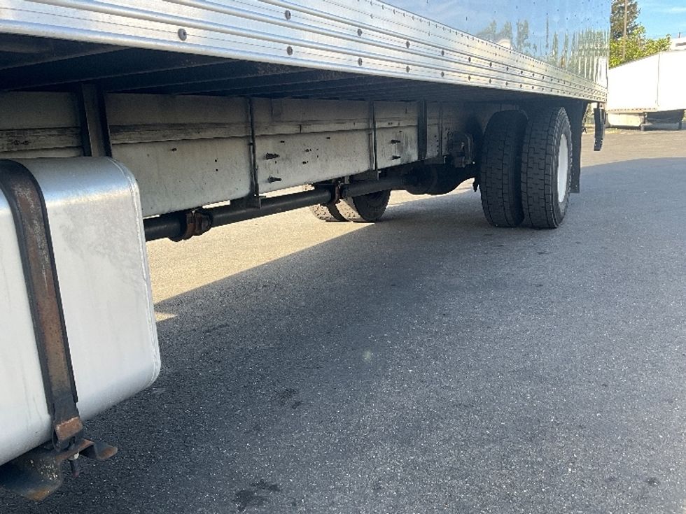 Medium Duty Box Truck-Light and Medium Duty Trucks-Hino-2017-268-Hayward-CA-87,886\n\t\tmiles-$ 52,750 - Image 5