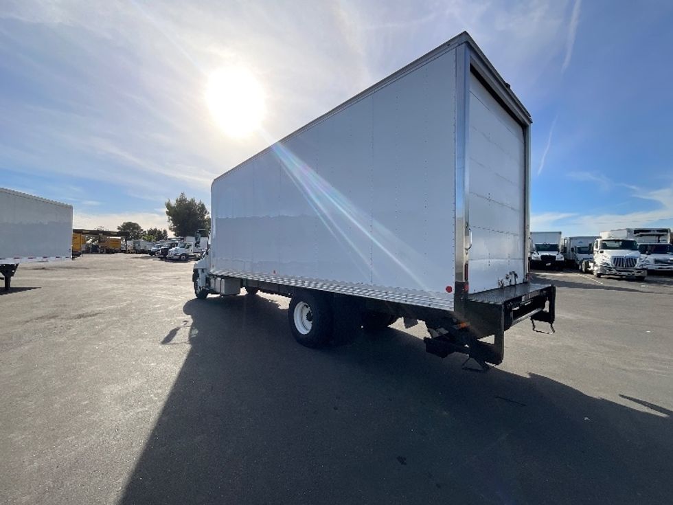 Medium Duty Box Truck-Light and Medium Duty Trucks-Hino-2017-268-Hayward-CA-87,886\n\t\tmiles-$ 52,750 - Image 6