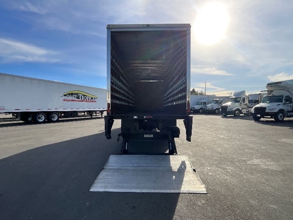 Medium Duty Box Truck-Light and Medium Duty Trucks-Hino-2017-268-Hayward-CA-87,886\n\t\tmiles-$ 52,750 - Image 9