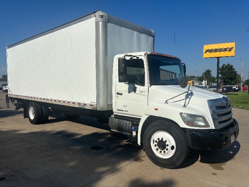 Medium Duty Box Truck-Light and Medium Duty Trucks-Hino-2017-268-Houston-TX-110,943\n\t\tmiles-$ 54,000 - Image 1