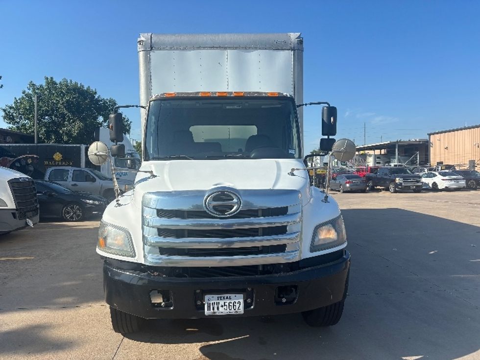 Medium Duty Box Truck-Light and Medium Duty Trucks-Hino-2017-268-Houston-TX-110,943\n\t\tmiles-$ 54,000 - Image 2