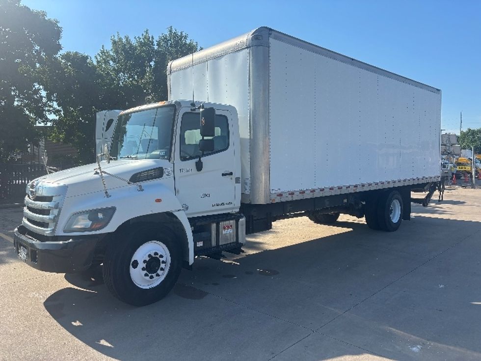 Medium Duty Box Truck-Light and Medium Duty Trucks-Hino-2017-268-Houston-TX-110,943\n\t\tmiles-$ 54,000 - Image 3
