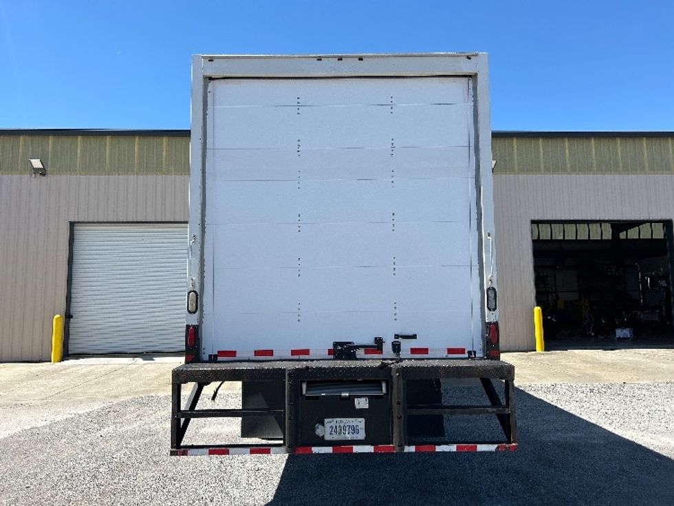 2017 Hino Conventional Type Truck photo 7