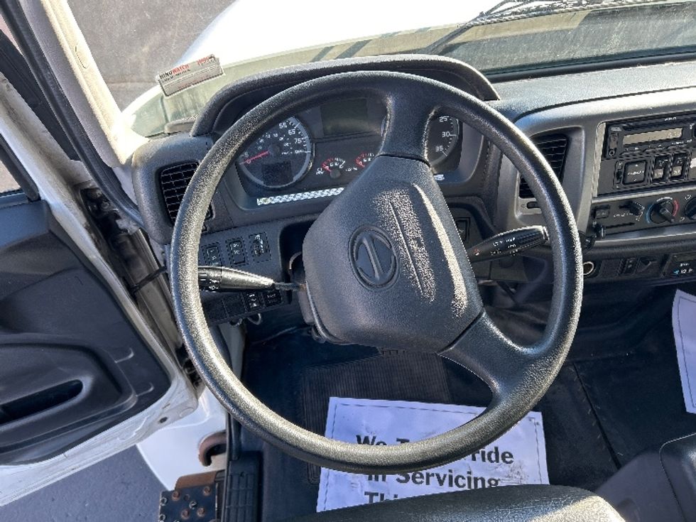 Medium Duty Box Truck-Light and Medium Duty Trucks-Hino-2017-268-Indianapolis-IN-84,243\n\t\tmiles-$ 47,750 - Image 18