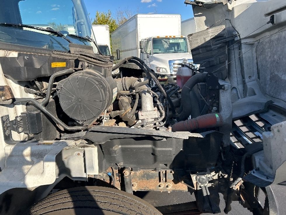 Medium Duty Box Truck-Light and Medium Duty Trucks-Hino-2017-268-Indianapolis-IN-84,243\n\t\tmiles-$ 47,750 - Image 23
