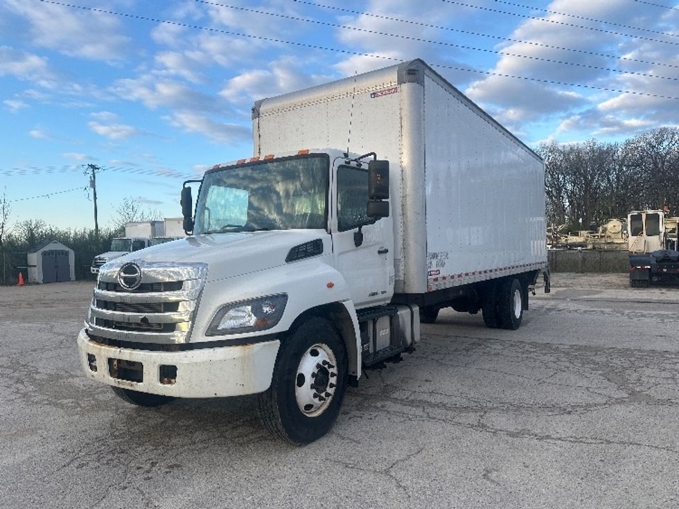 Medium Duty Box Truck-Light and Medium Duty Trucks-Hino-2017-268-North Fond Du Lac-WI-441,308\n\t\tmiles-$ 11,500 - Image 3