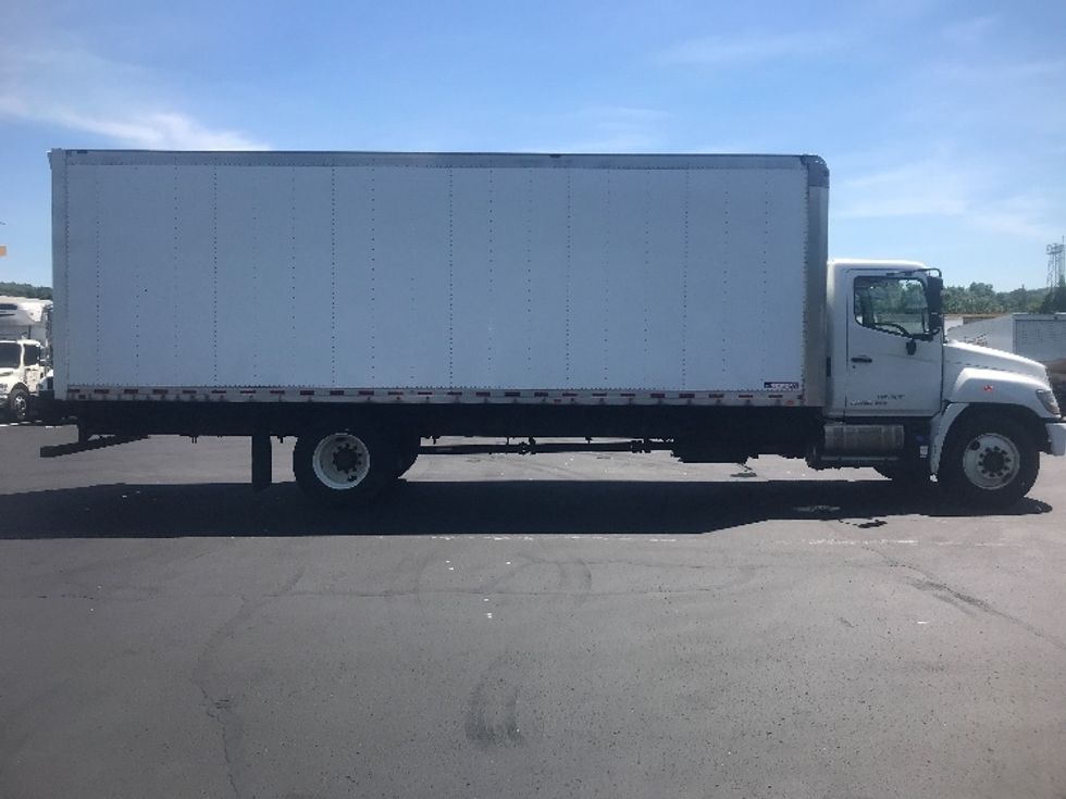 Medium Duty Box Truck-Light and Medium Duty Trucks-Hino-2017-268-Pittsburgh-PA-143,298\n\t\tmiles-$ 41,750 - Image 14