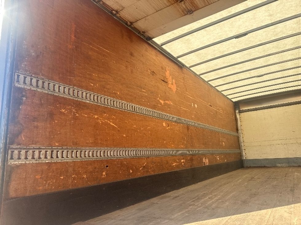 Medium Duty Box Truck-Light and Medium Duty Trucks-Hino-2017-268-Rochester-NY-203,024\n\t\tmiles-$ 45,000 - Image 11