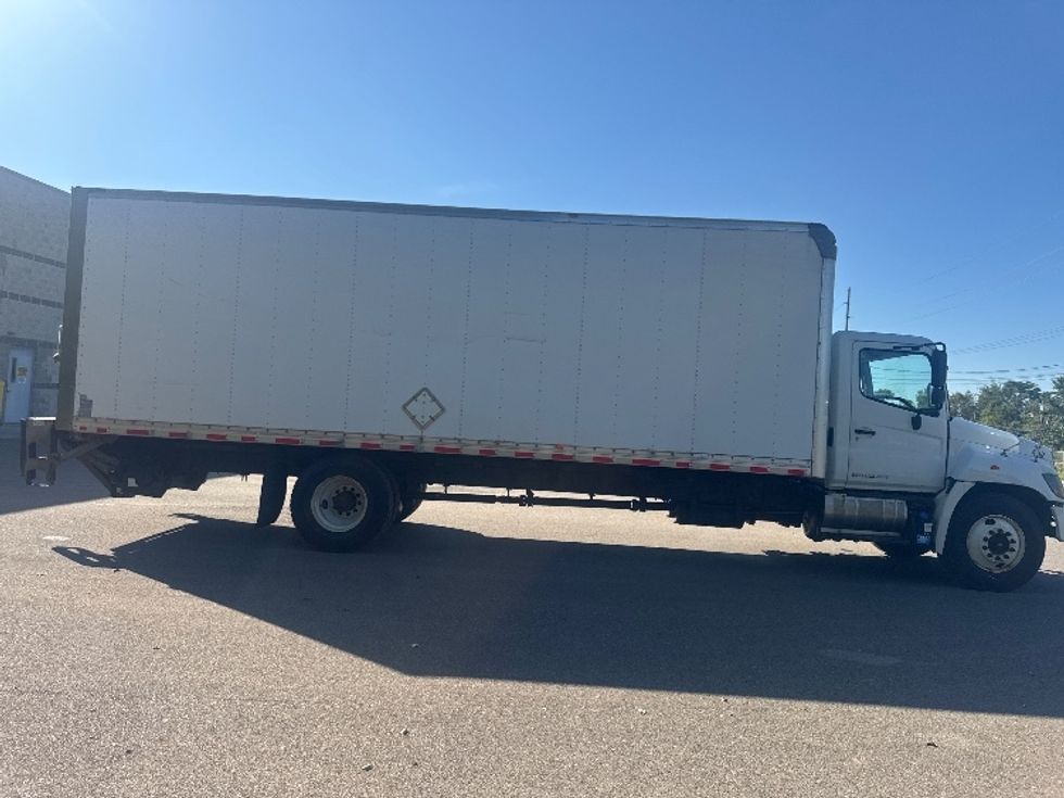 Medium Duty Box Truck-Light and Medium Duty Trucks-Hino-2017-268-Rochester-NY-203,024\n\t\tmiles-$ 45,000 - Image 15