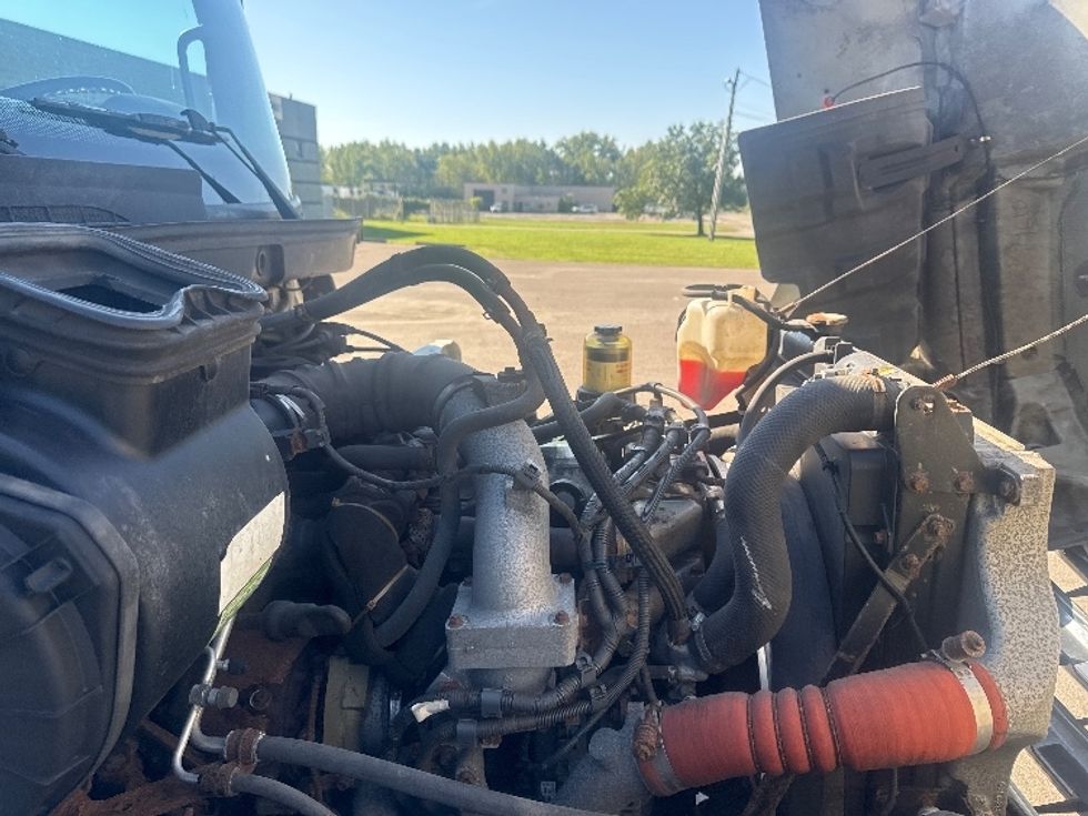 Medium Duty Box Truck-Light and Medium Duty Trucks-Hino-2017-268-Rochester-NY-203,024\n\t\tmiles-$ 45,000 - Image 23