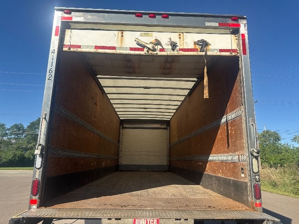 Medium Duty Box Truck-Light and Medium Duty Trucks-Hino-2017-268-Rochester-NY-203,024\n\t\tmiles-$ 45,000 - Image 8