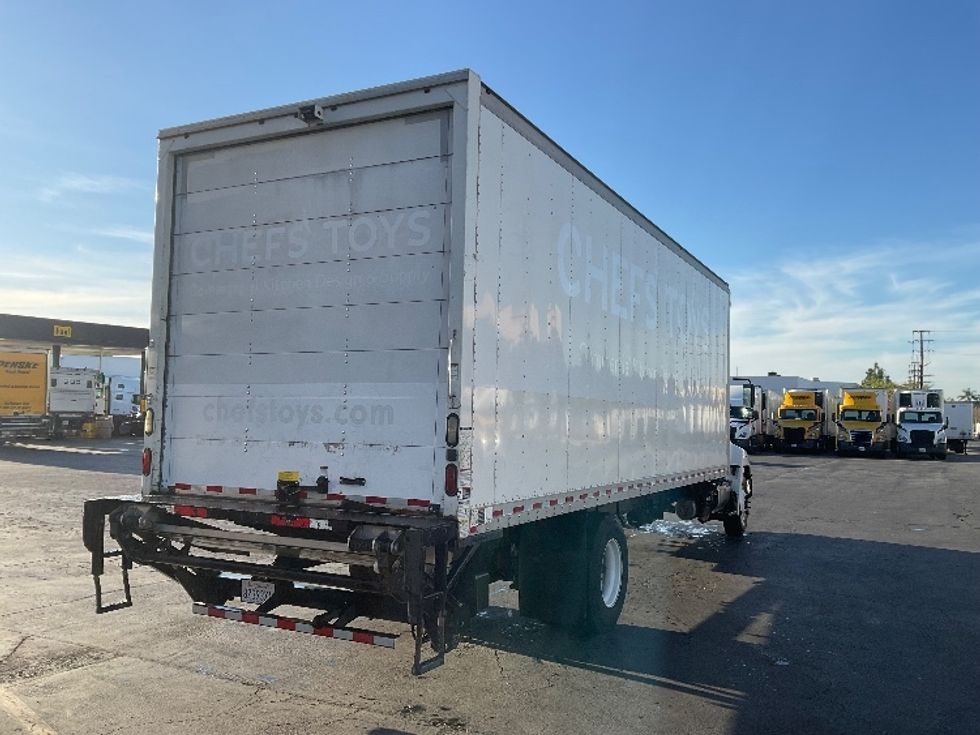 Medium Duty Box Truck-Light and Medium Duty Trucks-Hino-2017-268-Torrance-CA-211,327\n\t\tmiles-$ 43,750 - Image 13