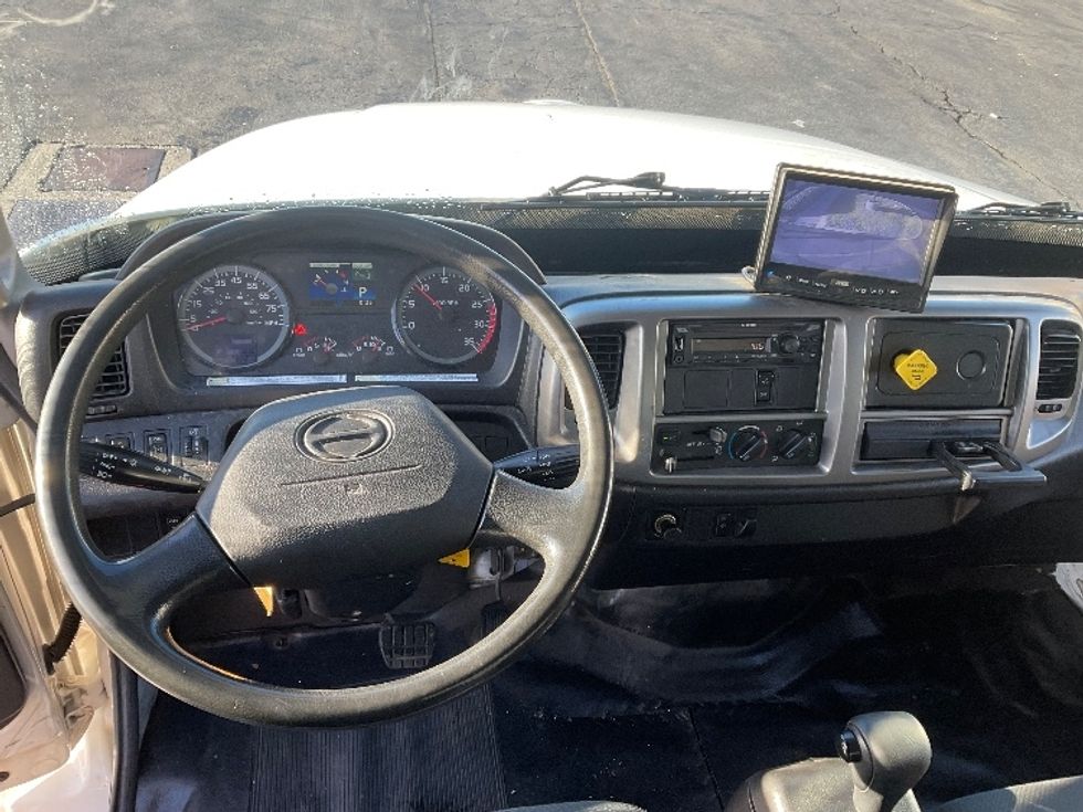 Medium Duty Box Truck-Light and Medium Duty Trucks-Hino-2017-268-Torrance-CA-211,327\n\t\tmiles-$ 43,750 - Image 18