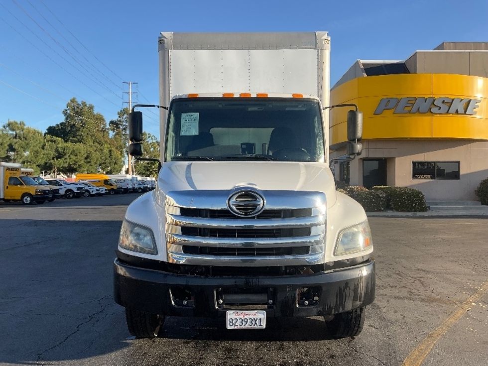 Medium Duty Box Truck-Light and Medium Duty Trucks-Hino-2017-268-Torrance-CA-211,327\n\t\tmiles-$ 43,750 - Image 2