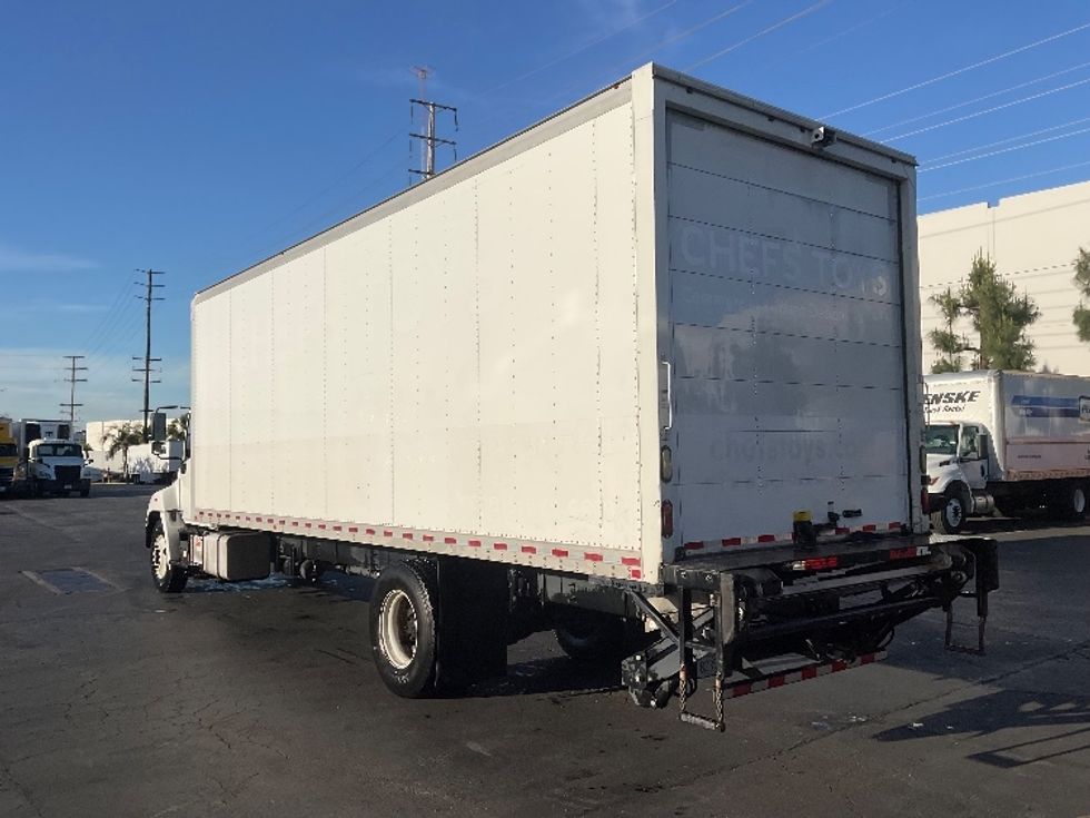 Medium Duty Box Truck-Light and Medium Duty Trucks-Hino-2017-268-Torrance-CA-211,327\n\t\tmiles-$ 43,750 - Image 6