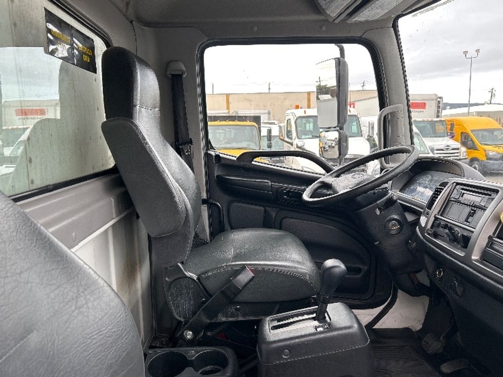 Medium Duty Box Truck-Light and Medium Duty Trucks-Hino-2017-268-West Sacramento-CA-61,310\n\t\tmiles-$ 51,250 - Image 22